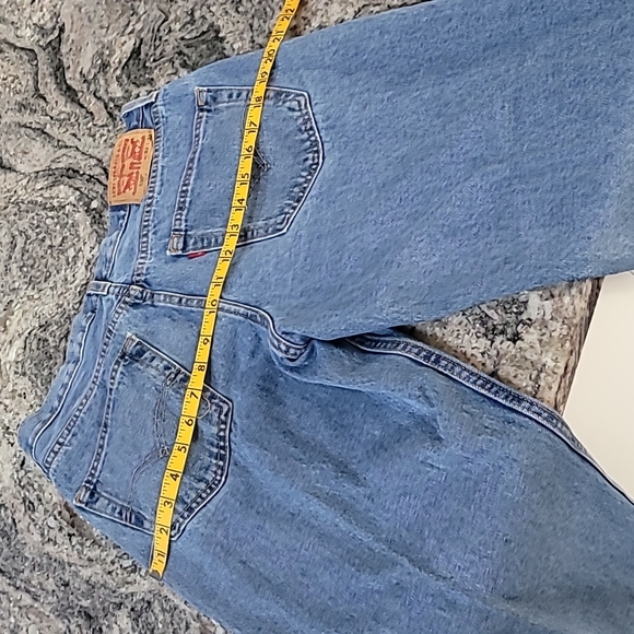 Vintage Levi Dad Jeans, On Trend - Picture 10 of 16